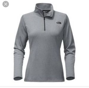 North Face Women's Tech Glacier Gray 1/4 Zip